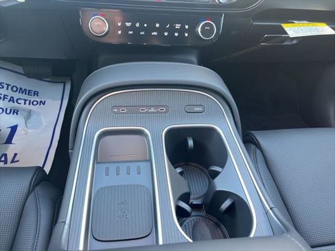 New 2026 Hyundai Palisade Calligraphy FWD image 16