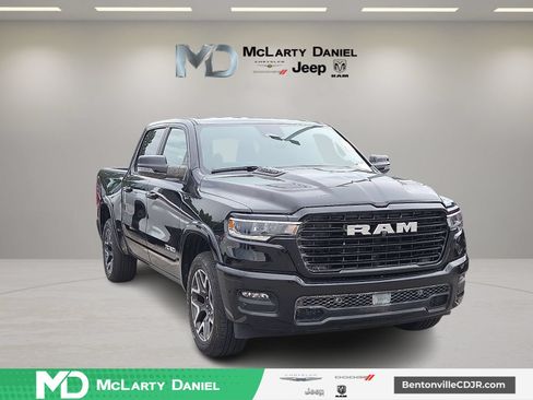 Used 2025 RAM 1500 Laramie w/ Sport Appearance Package AWD/4WD image 1