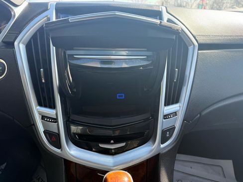 Used 2014 Cadillac SRX Performance image 17