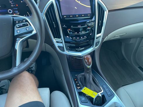 Used 2015 Cadillac SRX Luxury w/ Driver Awareness Package image 17