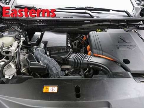 Used 2023 Mitsubishi Outlander SE AWD/4WD image 7