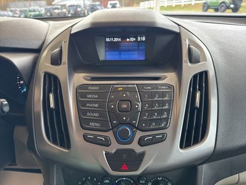 Used 2014 Ford Transit Connect XLT image 18