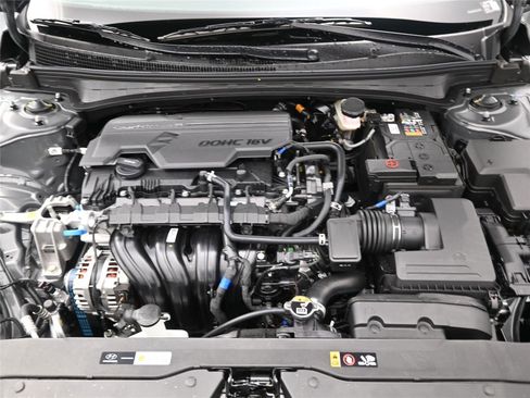 New 2026 Hyundai Elantra SE image 10