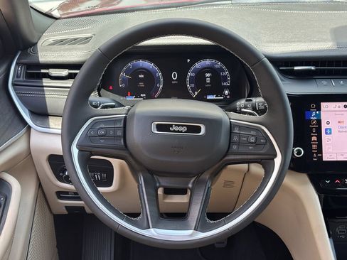 New 2026 Jeep Grand Cherokee L Limited RWD image 11