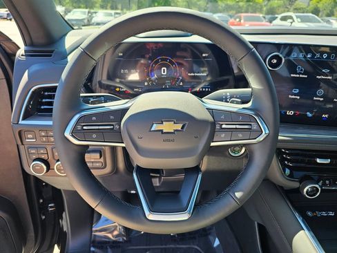 New 2026 Chevrolet Suburban LT w/ Comfort Package AWD/4WD image 28