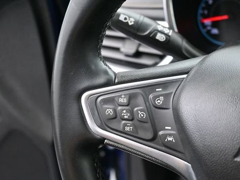 Used 2023 Chevrolet Equinox Premier FWD image 29