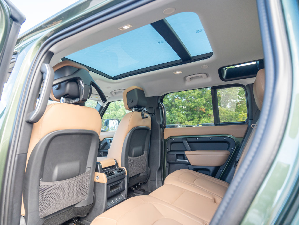 New 2026 Land Rover Defender 110 S AWD/4WD image 22
