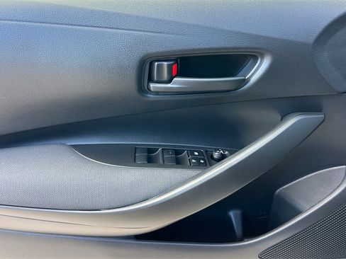 Certified 2022 Toyota Corolla LE image 10