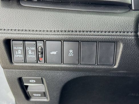 Used 2026 Honda Odyssey EX-L image 13
