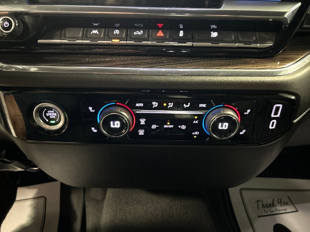 Used 2024 Chevrolet Silverado 1500 LT AWD/4WD image 19