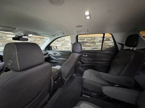 Used 2018 Chevrolet Traverse LT AWD/4WD image 34