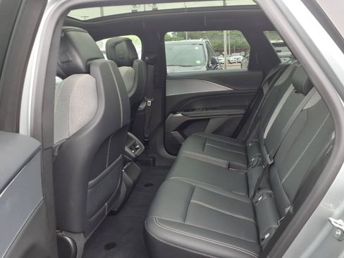 Certified 2024 Cadillac Lyriq Tech AWD/4WD image 15
