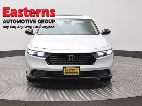 Used 2025 Honda Accord SE image 2