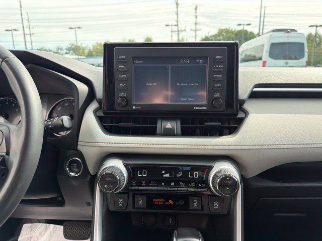 Used 2020 Toyota RAV4 XLE w/ Convenience Package AWD/4WD image 18