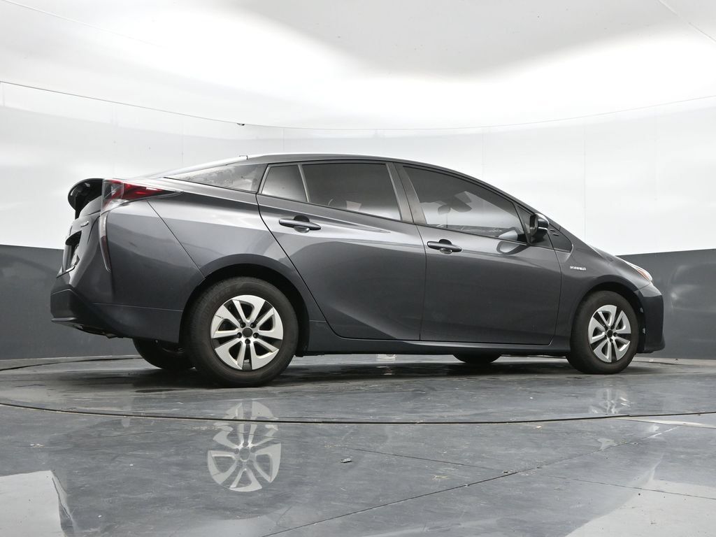 Used 2017 Toyota Prius Two FWD image 33