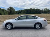 Used 2009 Nissan Altima 2.5 S image 2