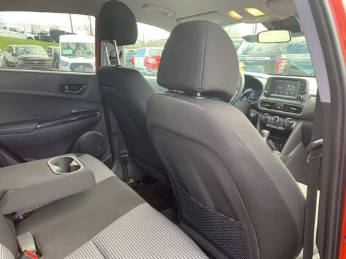 Used 2019 Hyundai Kona SEL image 13
