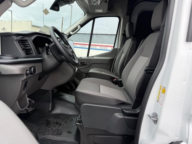 New 2027 Ford Transit 250 148 Medium Roof w/ Load Area Protection Package RWD image 14