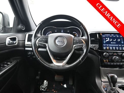 Used 2022 Jeep Grand Cherokee Laredo X image 37
