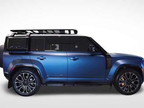 Used 2026 Land Rover Defender 110 OCTA AWD/4WD image 6
