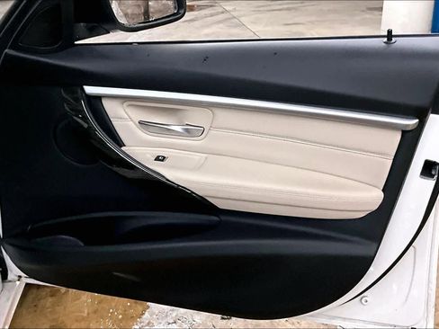 Used 2018 BMW 330i Sedan image 26