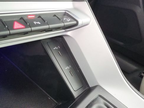 Certified 2022 Audi Q3 2.0T Premium Plus w/ Premium Plus Package AWD/4WD image 31