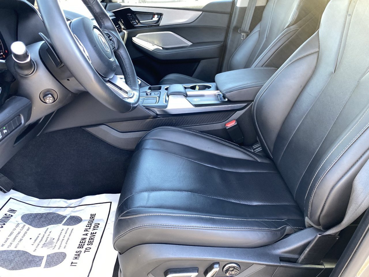 Used 2024 Acura MDX w/ Technology Package FWD image 30