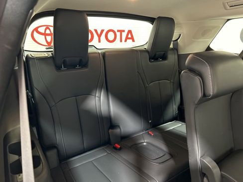 Used 2025 INFINITI QX60 Luxe w/ Cargo Package AWD/4WD image 19