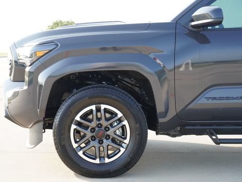 Used 2026 Toyota Tacoma TRD Sport RWD image 5