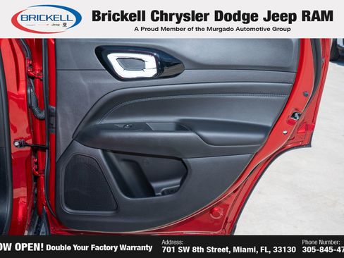 Used 2026 Jeep Compass Latitude AWD/4WD image 13