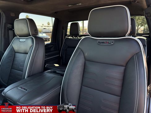 Used 2025 GMC Sierra 2500 AT4X AWD/4WD image 19