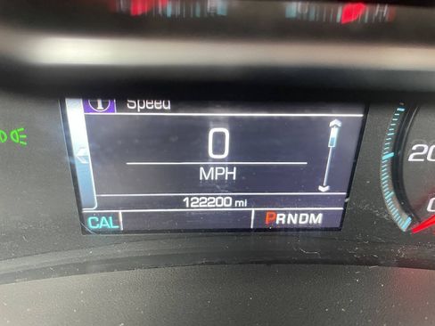 Used 2016 Chevrolet Impala LT w/ Convenience Package FWD image 19