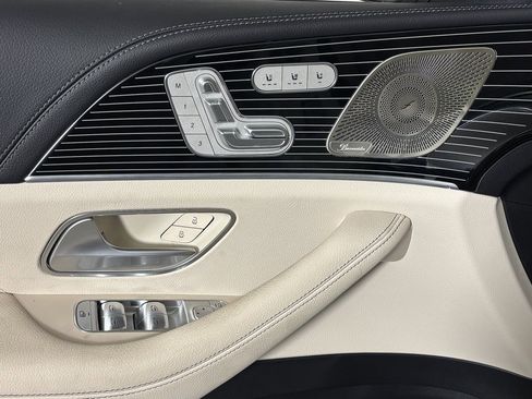 Used 2025 Mercedes-Benz GLE 350 4MATIC image 11