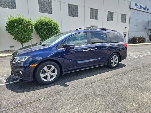 Used 2018 Honda Odyssey EX-L image 2