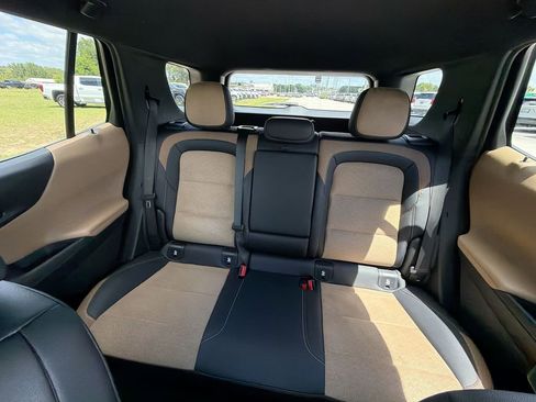 Used 2025 Chevrolet Equinox ACTIV w/ Safety and Technology Package image 13