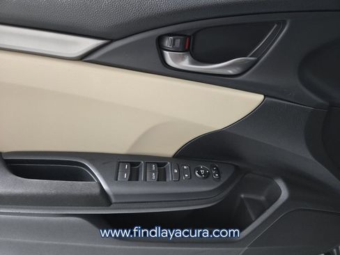 Used 2018 Honda Civic Sport image 19