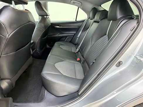 Used 2023 Toyota Camry SE image 14