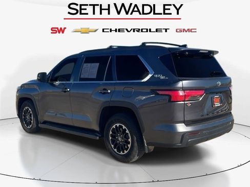 Used 2025 Toyota Sequoia SR5 image 5