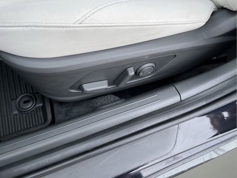 Used 2023 Hyundai Sonata SEL w/ Convenience Package image 11