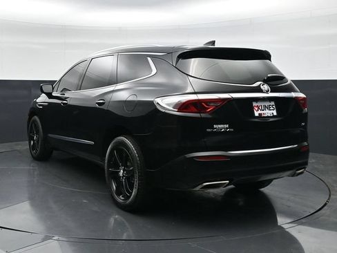 Used 2024 Buick Enclave Essence w/ Experience Buick Package FWD image 8
