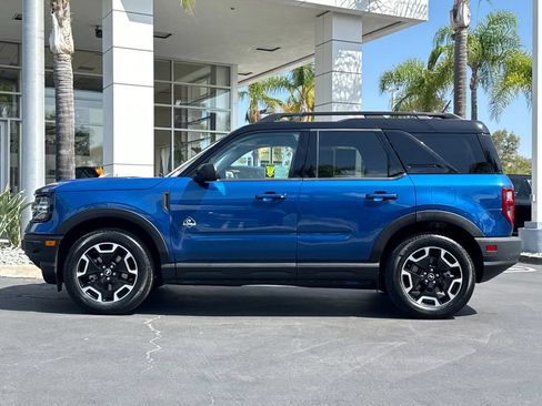 Used 2024 Ford Bronco Sport Outer Banks w/ Tech Package AWD/4WD image 2