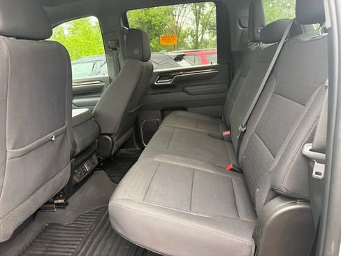 Used 2025 Chevrolet Silverado 2500 LT w/ Convenience Package AWD/4WD image 6