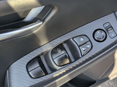 Certified 2025 Nissan Sentra SV image 22