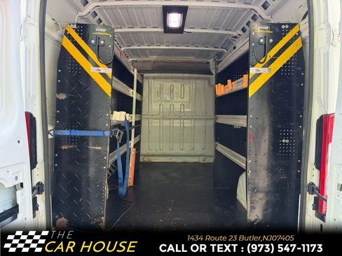 Used 2021 RAM ProMaster 2500 w/ Premium Appearance Group FWD image 18