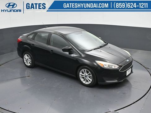 Used 2018 Ford Focus SE image 50