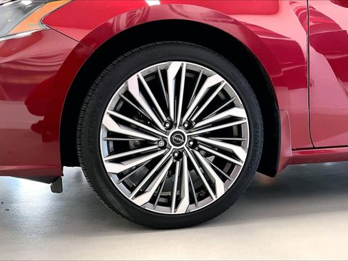 Used 2023 Nissan Altima 2.5 SL AWD/4WD image 7