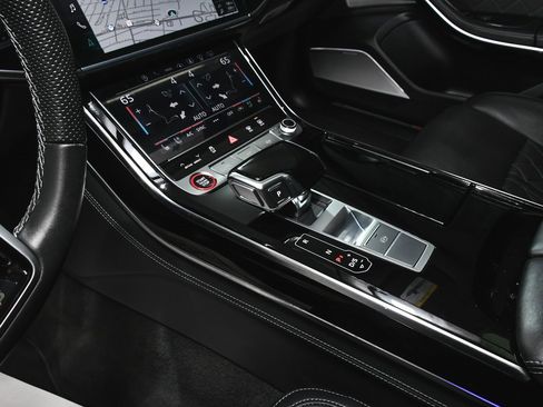 Used 2023 Audi S8 image 49