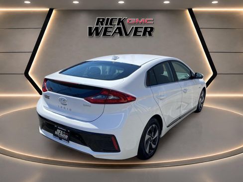 Used 2017 Hyundai Ioniq SEL w/ Tech Package 02 FWD image 6