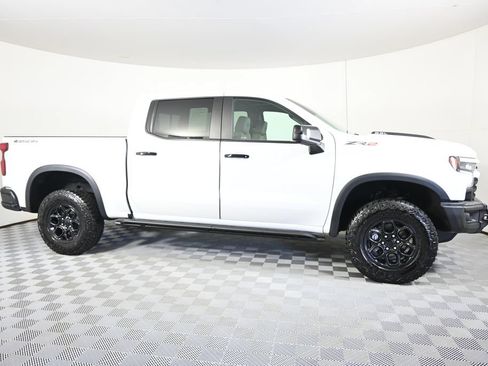 Used 2023 Chevrolet Silverado 1500 ZR2 w/ ZR2 Bison Edition AWD/4WD image 9
