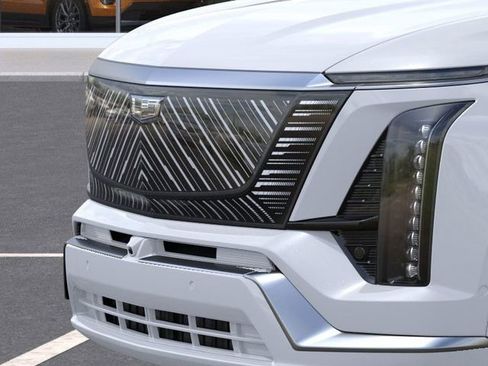 New 2026 Cadillac Vistiq Platinum image 13